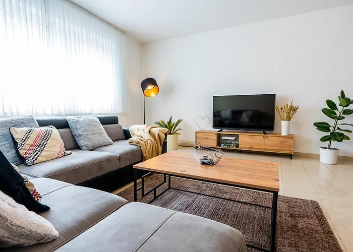 Golden Design Apartment, Zentral, Familie Und Business, 1000 Mbit *